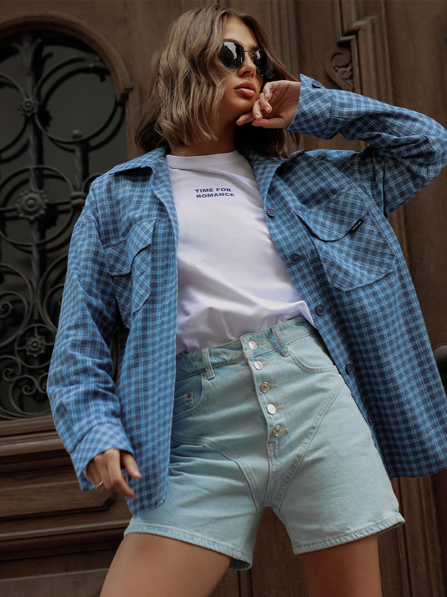 Shorts with Decorative Seams on the Sides with Buttons