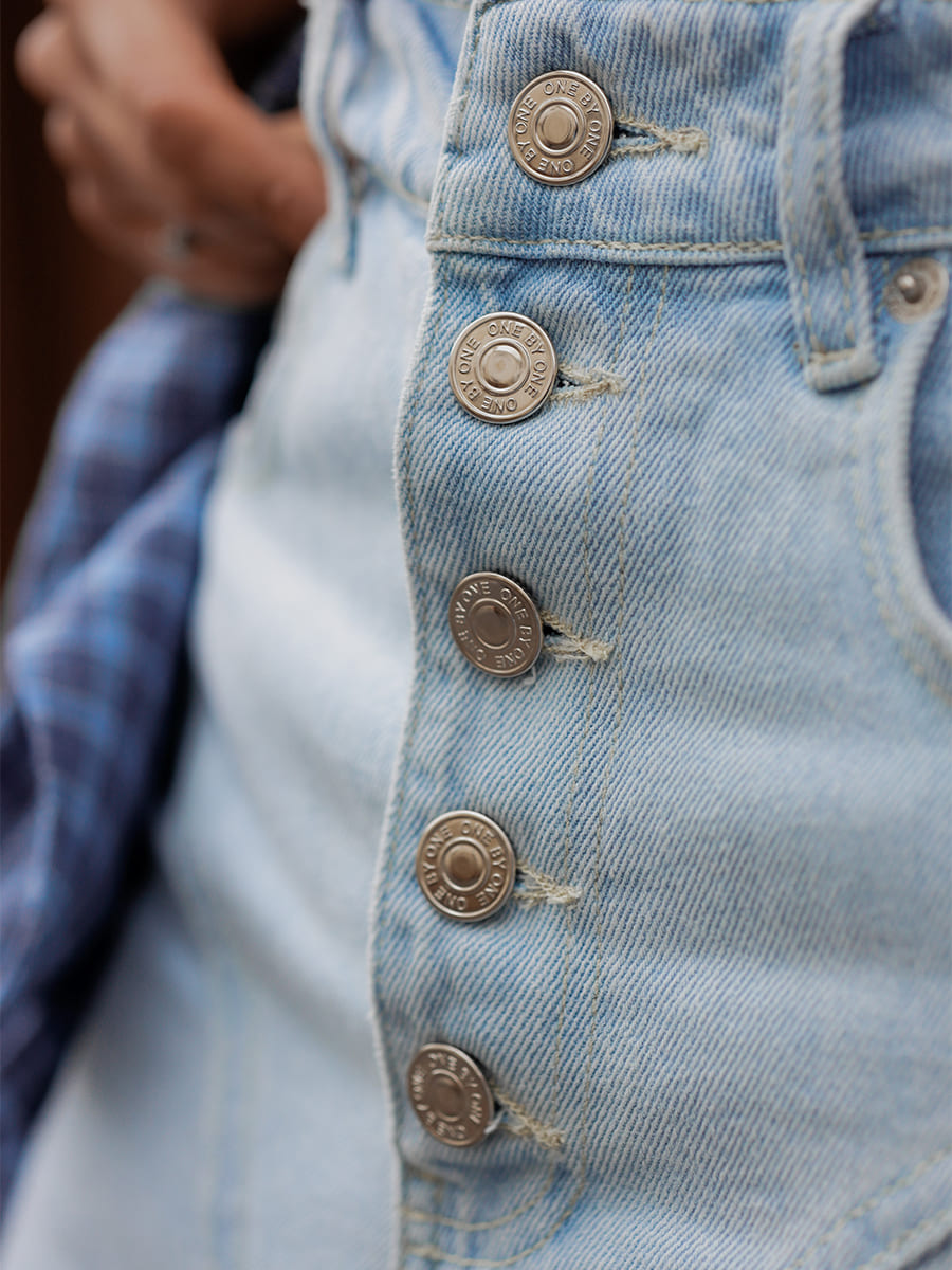 Shorts with Decorative Seams on the Sides with Buttons