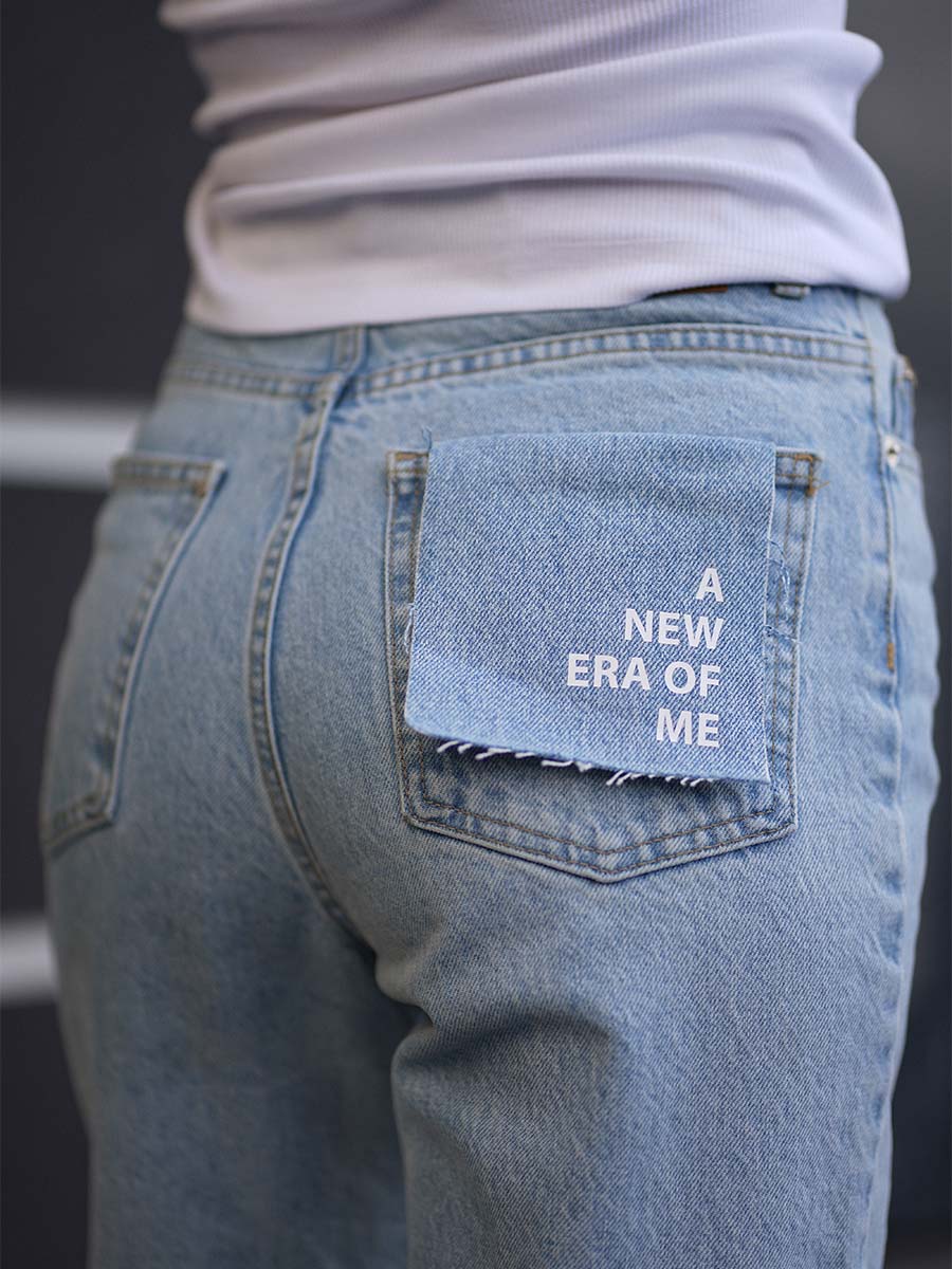 Straight Fit Jeans, Patch on the Pocket