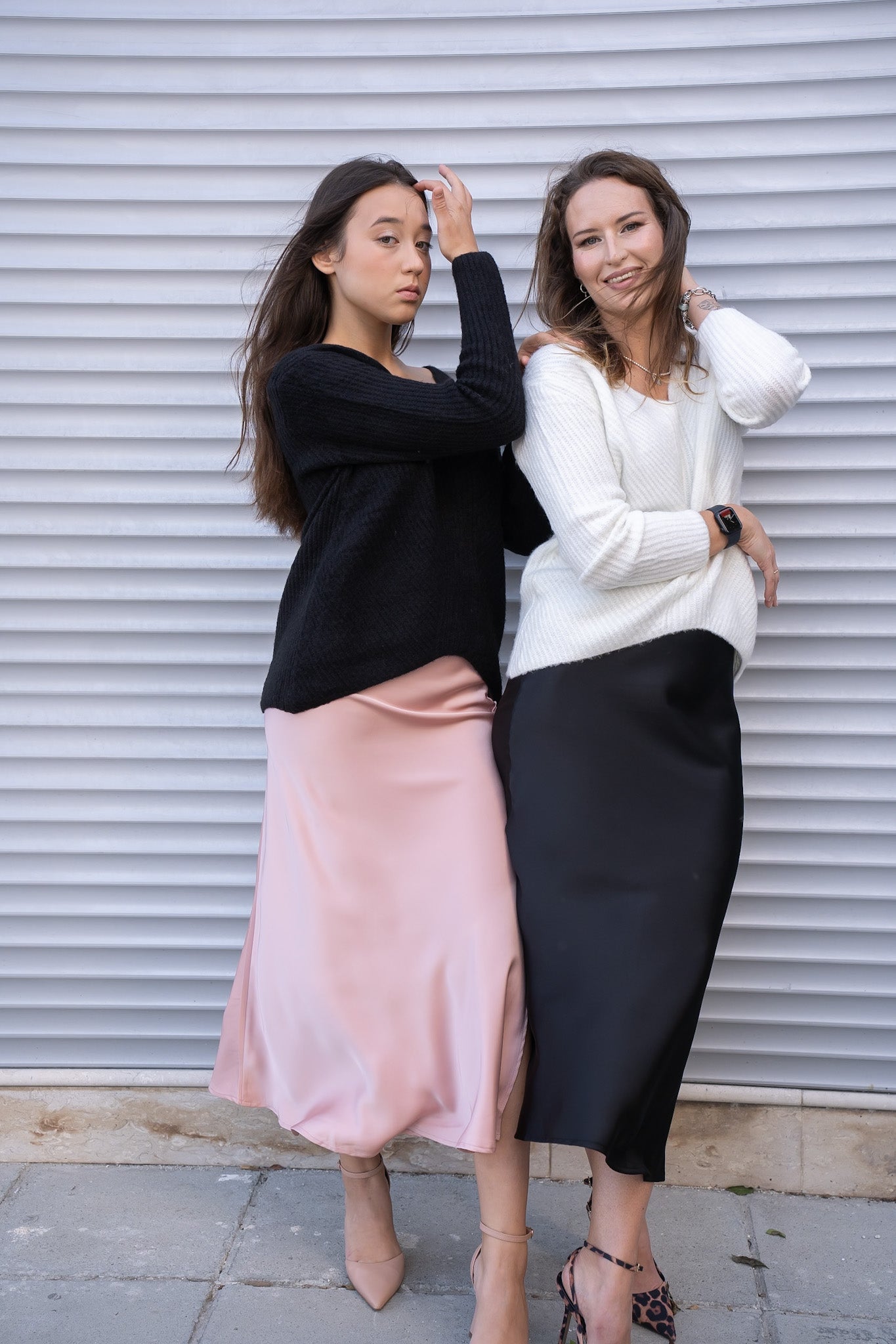 Midi Skirt “Satin Grace”