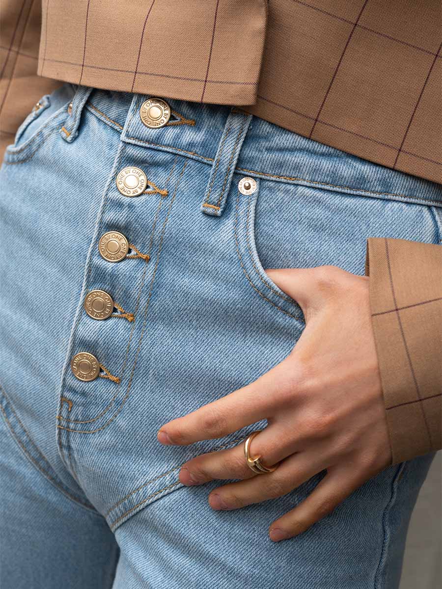 Jeans with Decorative Seams on the Sides on Buttons