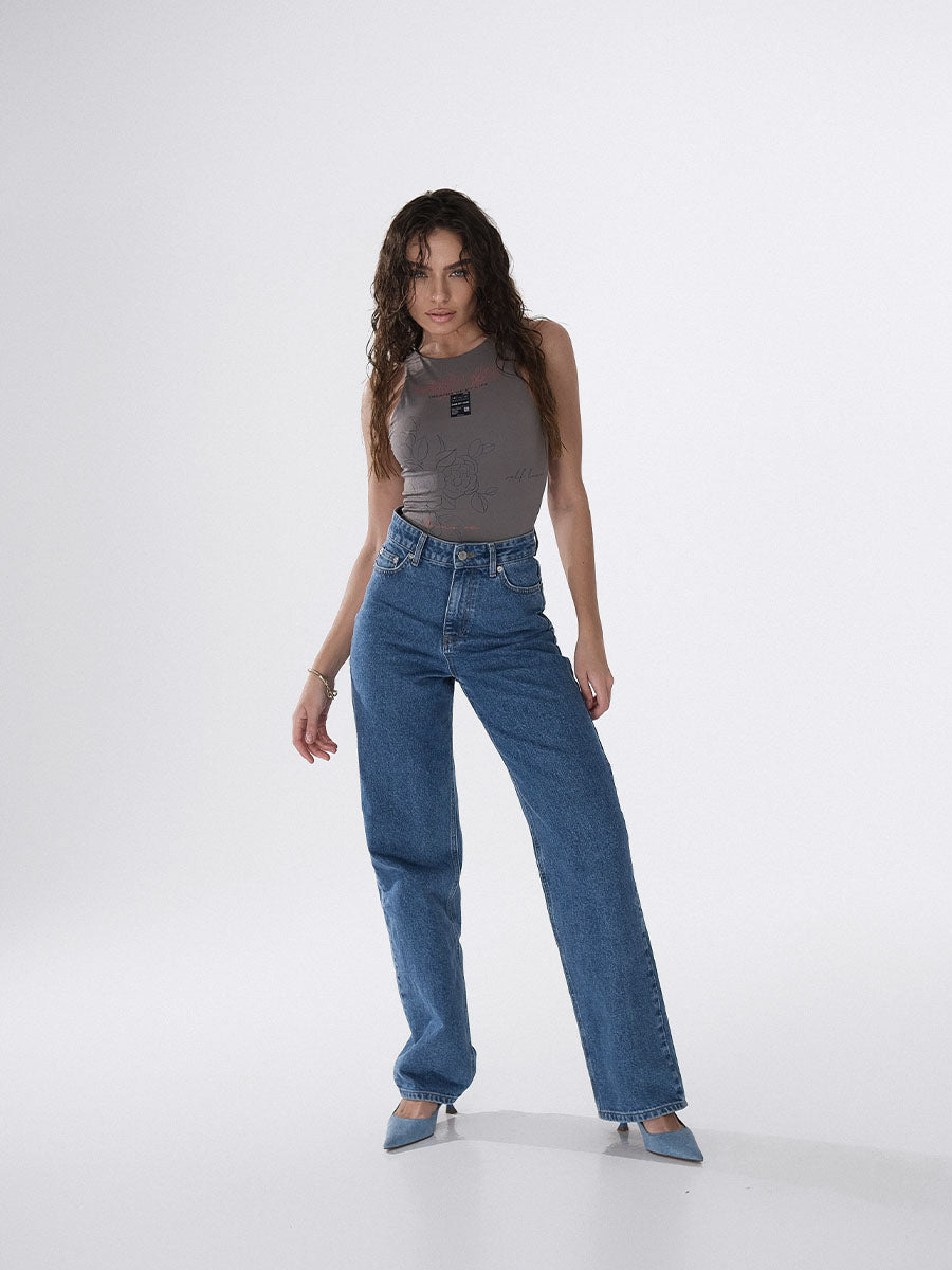 Sleeveless Bodysuit with Flower