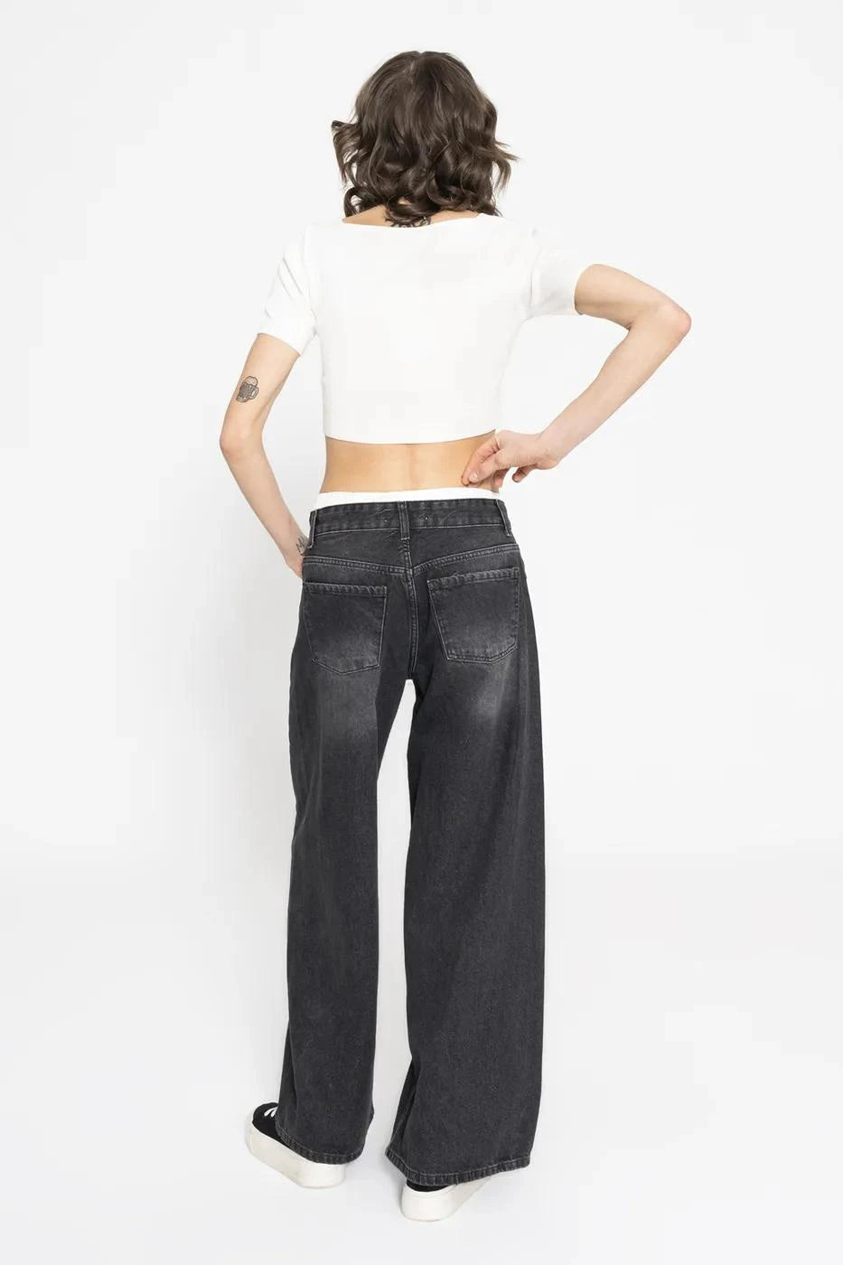 Shadow Wide-Leg Jeans