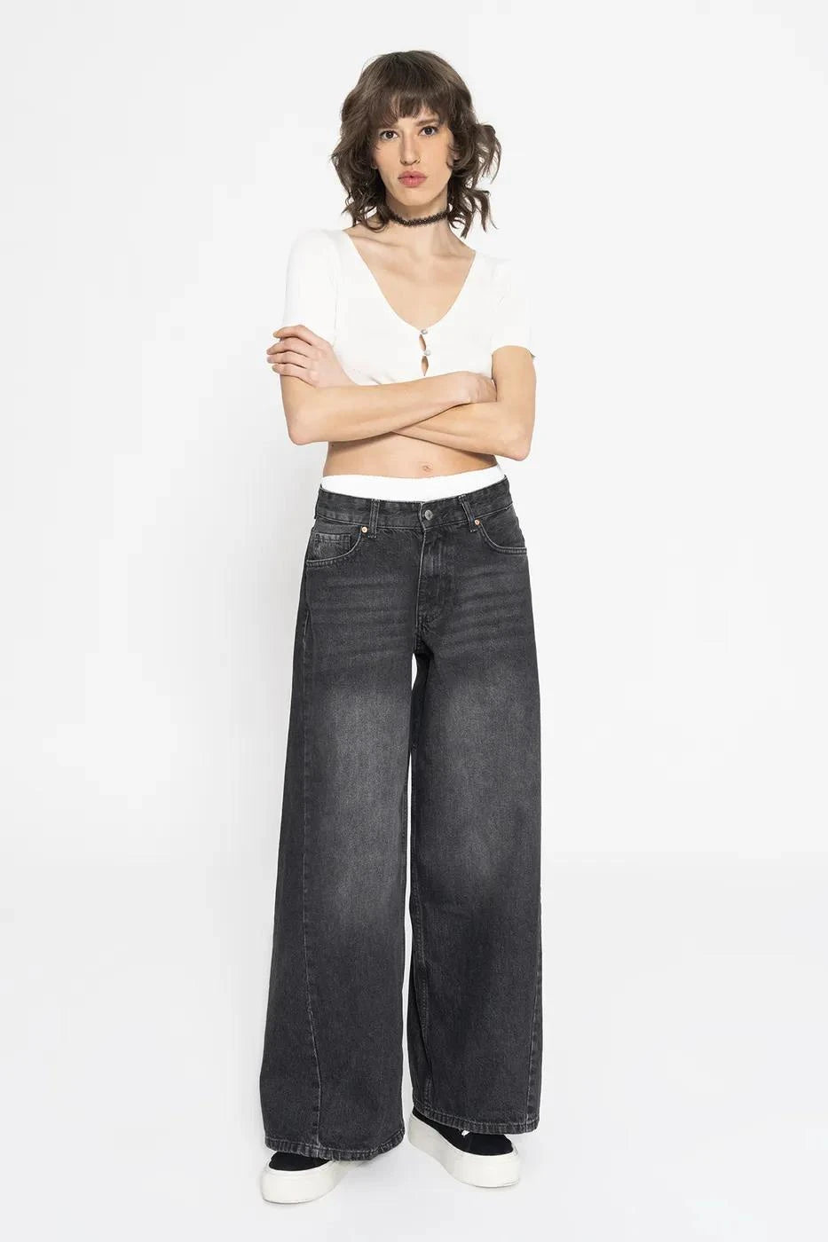 Shadow Wide-Leg Jeans
